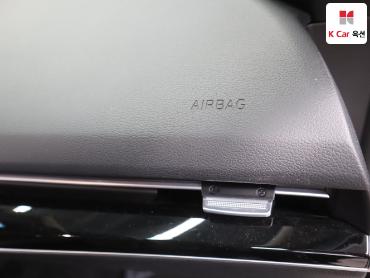 2022 - genesis g80