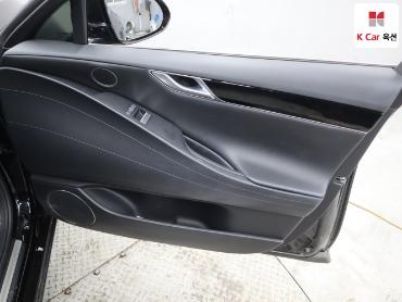 2022 - genesis g80