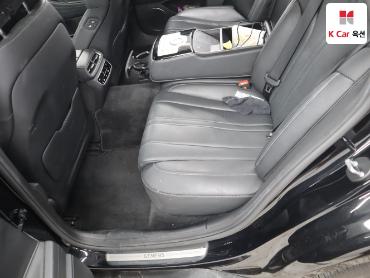 2022 - genesis g80