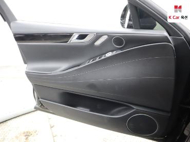 2022 - genesis g80