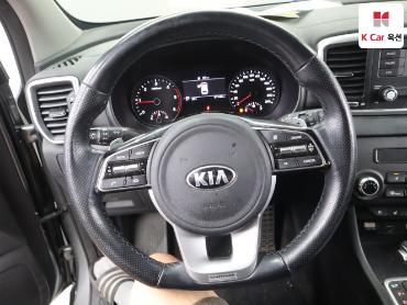 2022 - kia sportage