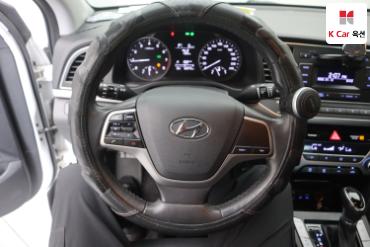 2016 - hyundai avante