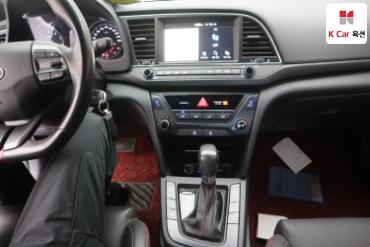 2018 - hyundai avante