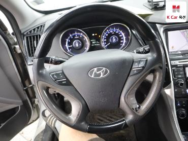 2010 - hyundai sonata