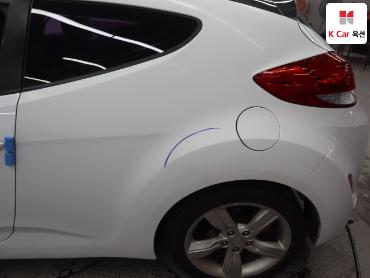 2014 - hyundai veloster