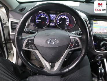 2014 - hyundai veloster