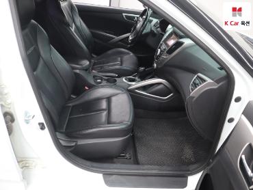 2014 - hyundai veloster