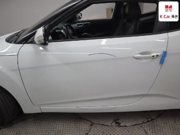 2014 - hyundai veloster