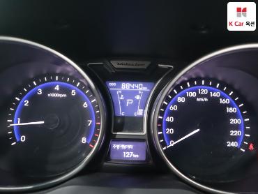 2014 - hyundai veloster