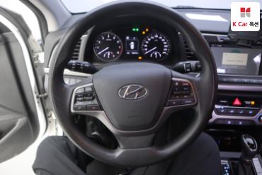 2017 - hyundai avante