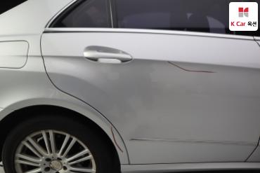 2011 - mercedes-benz e300