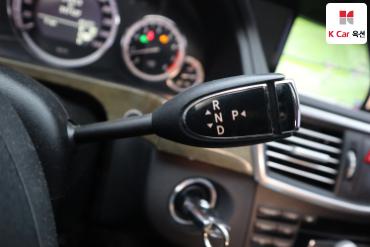 2011 - mercedes-benz e300