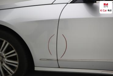 2011 - mercedes-benz e300