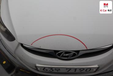 2012 - hyundai avante