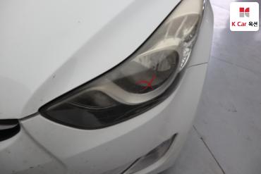 2012 - hyundai avante