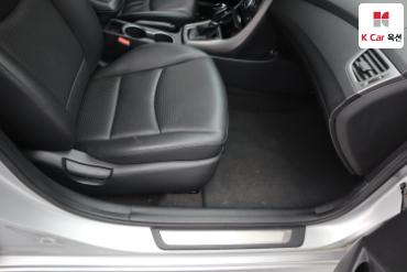 2016 - hyundai avante