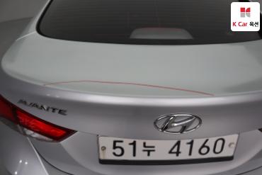 2016 - hyundai avante
