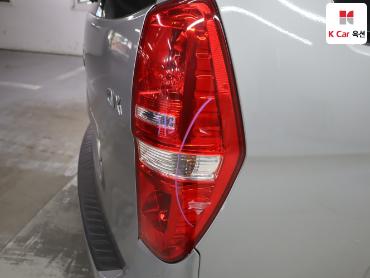 2012 - hyundai grand starex