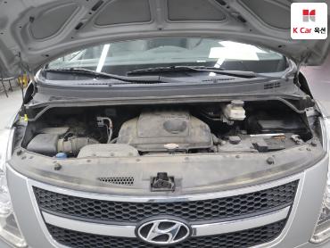 2012 - hyundai grand starex