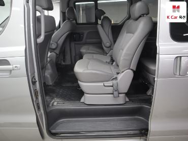 2012 - hyundai grand starex