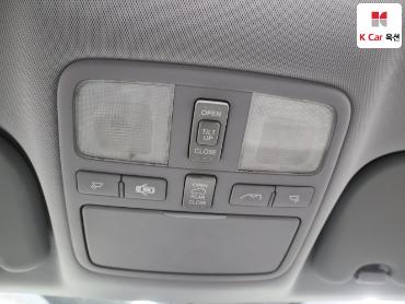 2012 - hyundai grand starex