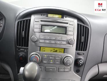 2012 - hyundai grand starex