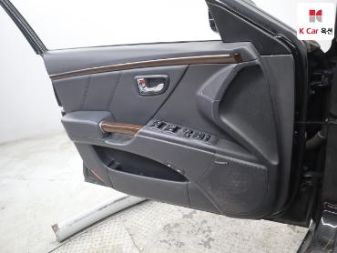2010 - hyundai grandeur