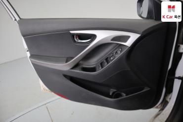 2011 - hyundai avante