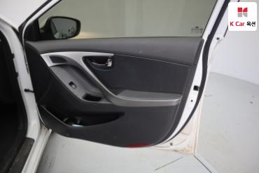 2011 - hyundai avante