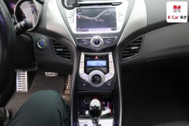 2011 - hyundai avante