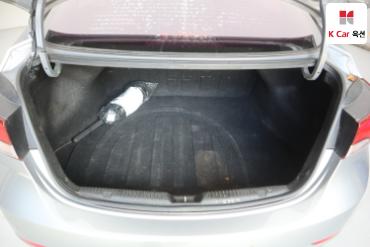 2015 - hyundai avante