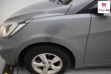 2014 - hyundai accent