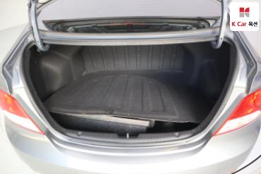 2014 - hyundai accent