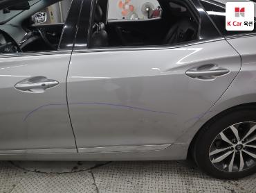 2011 - hyundai grandeur