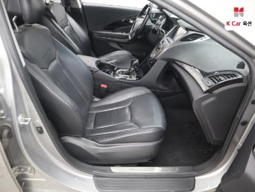 2011 - hyundai grandeur