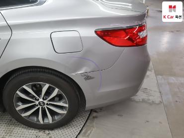 2011 - hyundai grandeur
