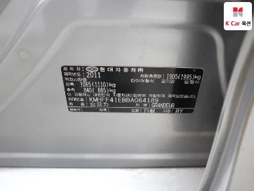 2011 - hyundai grandeur