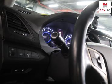2011 - hyundai grandeur