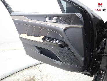 2022 - kia k5