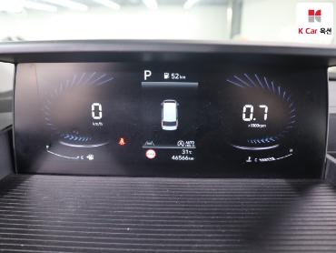 2022 - hyundai staria