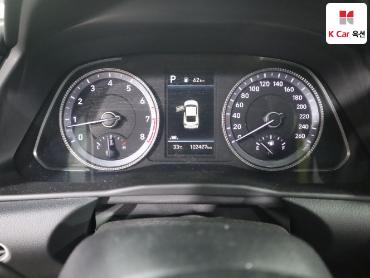 هيونداي سوناتا 2022 — صورة 11