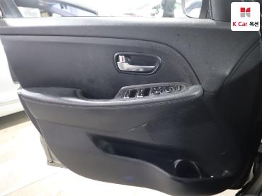 2014 - kia carens