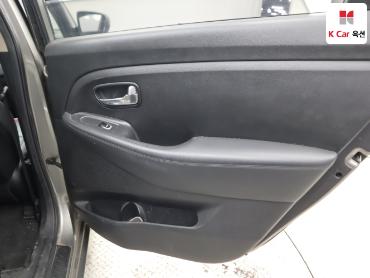 2014 - kia carens