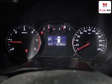 2014 - kia carens