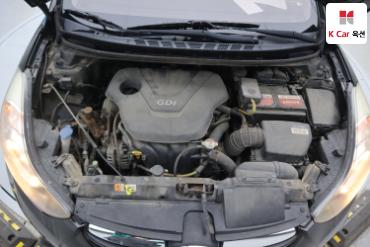 2012 - hyundai avante