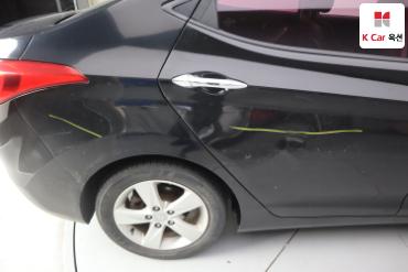 2012 - hyundai avante