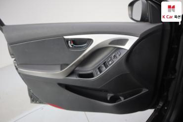 2012 - hyundai avante