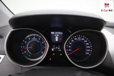 2011 - hyundai avante