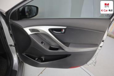 2011 - hyundai avante