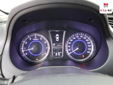 2012 - hyundai grandeur